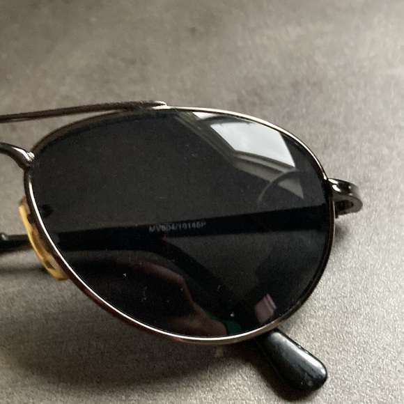 Small lens Aviator Sunglasses (1990s) - Picture 5 of 5